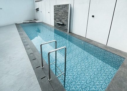 Private Pool